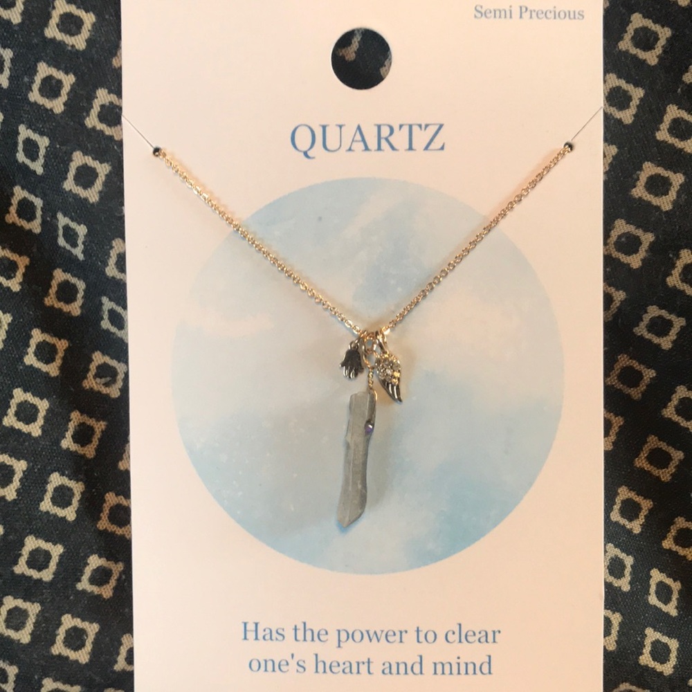 ⚜️Quartz semi precious Stone Necklace!